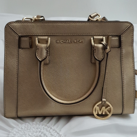 ‼🔥Real MICHAEL KORS purse🦋🔥 - Picture 13 of 15